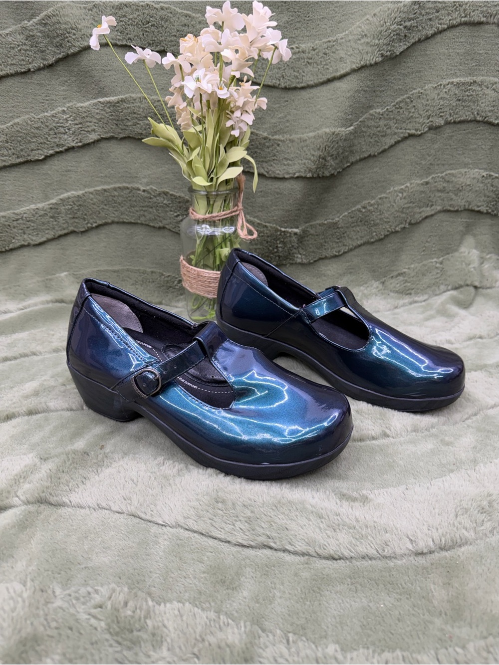 4 Eureole Mary Janes pumps